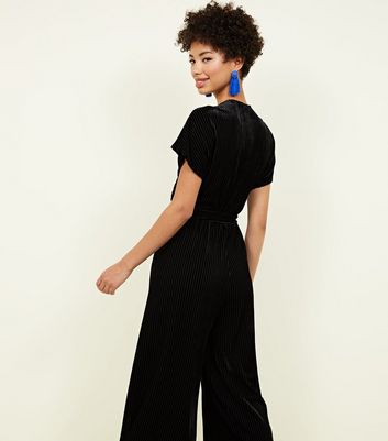 BNWT New Look Size 14 Black Velvet Wrap Culotte Jumpsuit